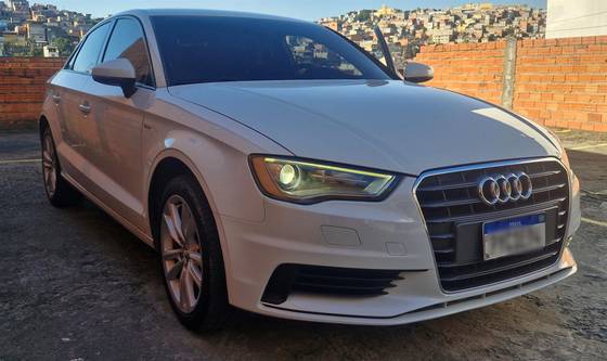 AUDI A3 1.4 TFSI SEDAN ATTRACTION 16V FLEX 4P TIPTRONIC AUDI A3 1.4 TFSI SEDAN ATTRACTION 16V FLEX 4P TIPTRONIC